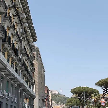 Bed No Breakfast Ak 2 3* Neapol