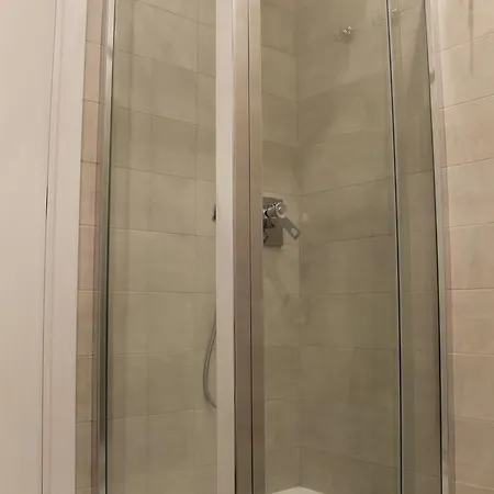 Πανσιόν Bed No Breakfast Ak 2 Νάπολη