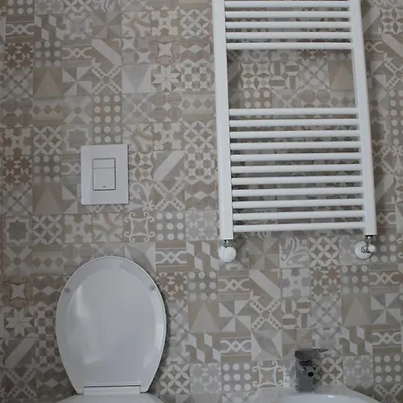 Penzion Bed No Breakfast Ak 2 3*