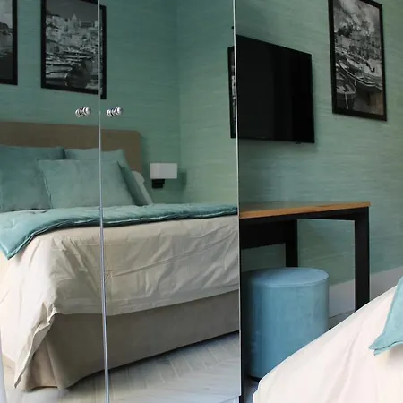 Bed No Breakfast Ak 2 Penzion