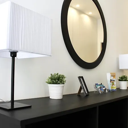 Bed No Breakfast Ak 2 בית הארחה